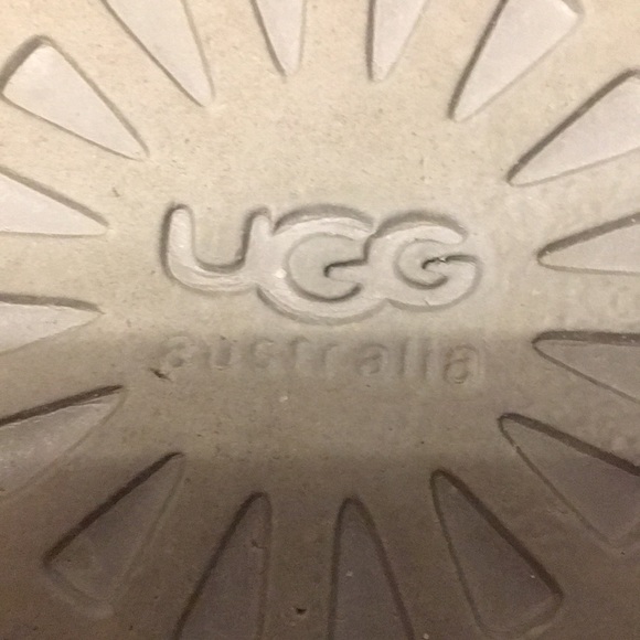 Ugg Classic Short Gold Sequined Boots - Picture 8 of 10